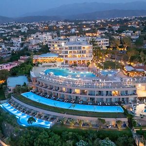 Leptos Panorama Hotel